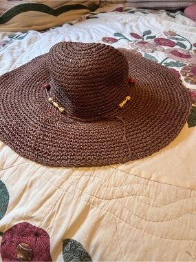 Straw floppy sun hat